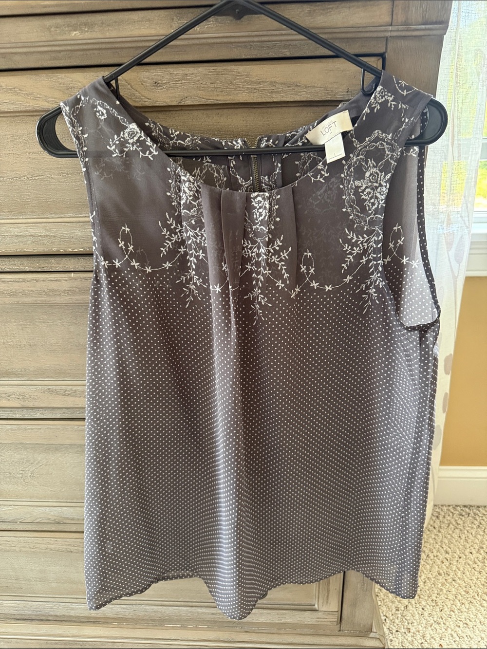 LOFT Gray Floral & Dot Sleeveless Top